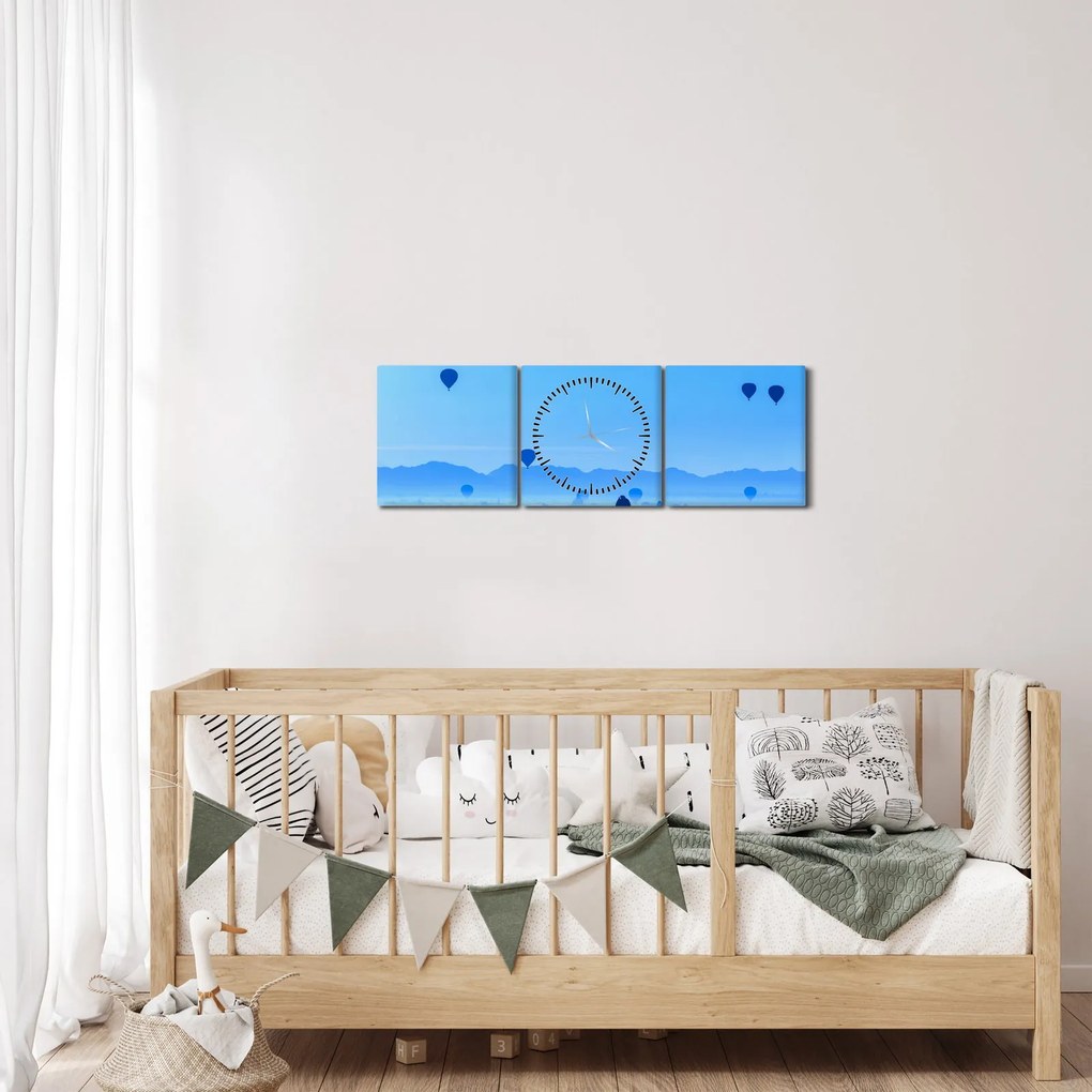 Obraz - Balony nad krajobrazem (z zegarem) (90x30 cm)