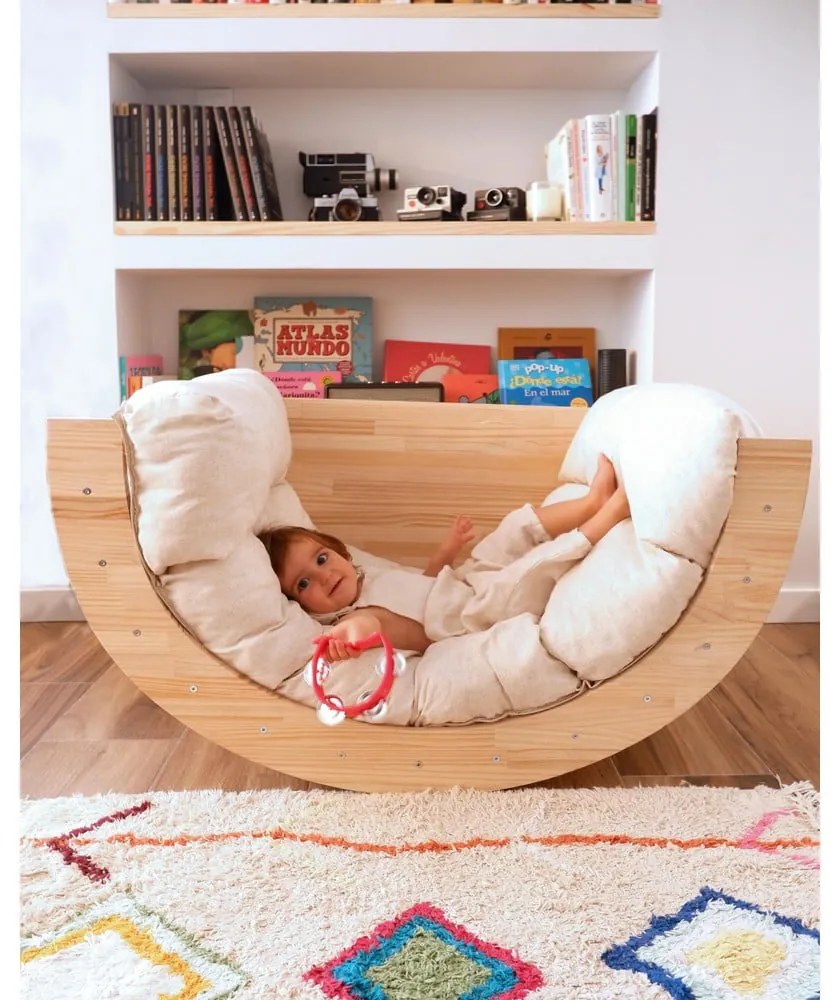 Huśtawka z litego drewna sosnowego w naturalnym kolorze 60x100x60 cm Montessori – Little Nice Things