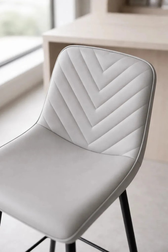 Hoker Coyal Black Welur