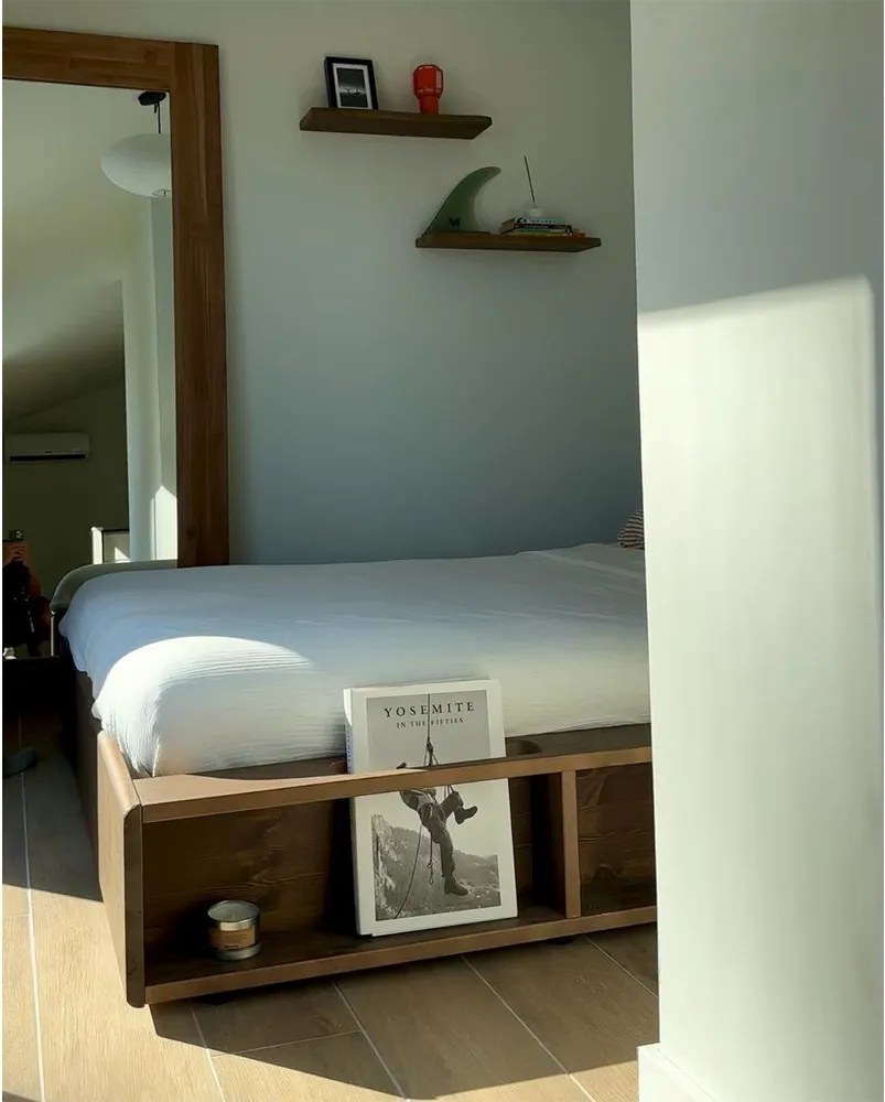 Brązowe łóżko dwuosobowe z drewna sosnowego ze stelażem 180x200 cm Ziggy – Karup Design