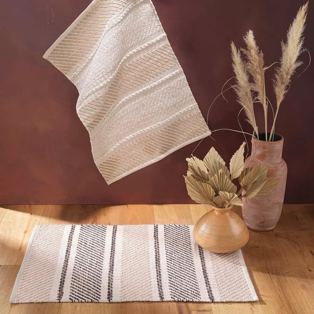 Kremowy dywan odpowiedni do prania 60x90 cm Silves – douceur d'intérieur