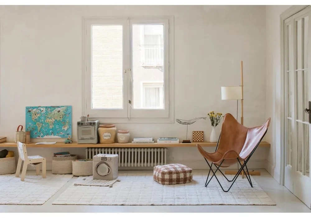 Brązowy puf dziecięcy Vichy Toffee – Lorena Canals