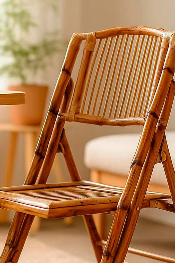 Zestaw 4 skadanych krzese bambusowych Danie