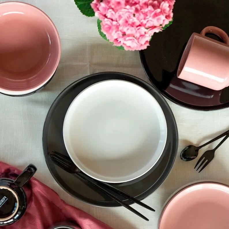 Mäser 16-częściowy zestaw jadalny ALENIA, biały