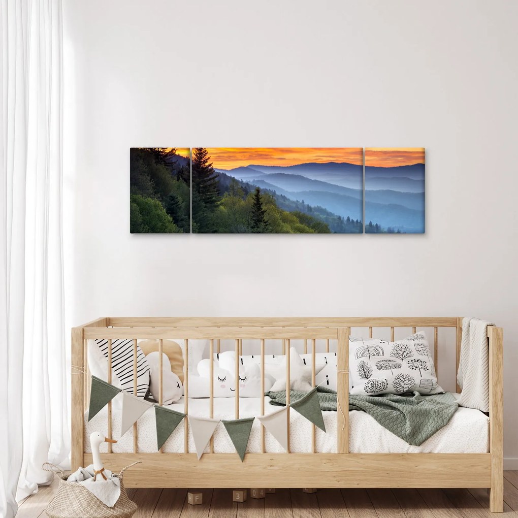 Obraz - Czerwone chmury w górach (170x50 cm)