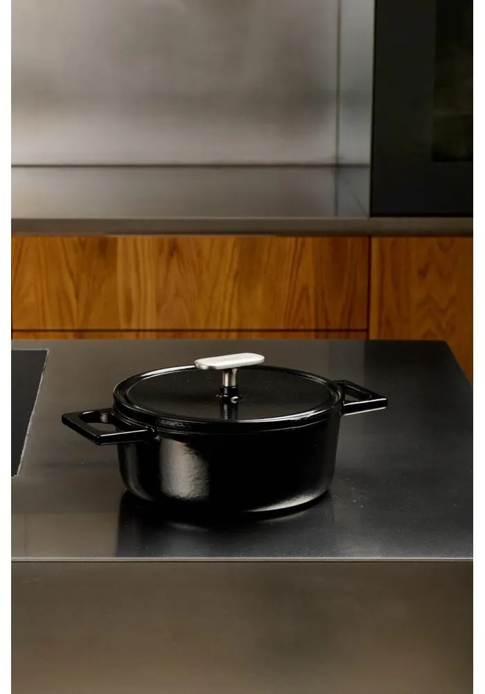 Garnek żeliwny z pokrywką odpowiedni na indukcję 2 l Mattia 3.0 – FABINI