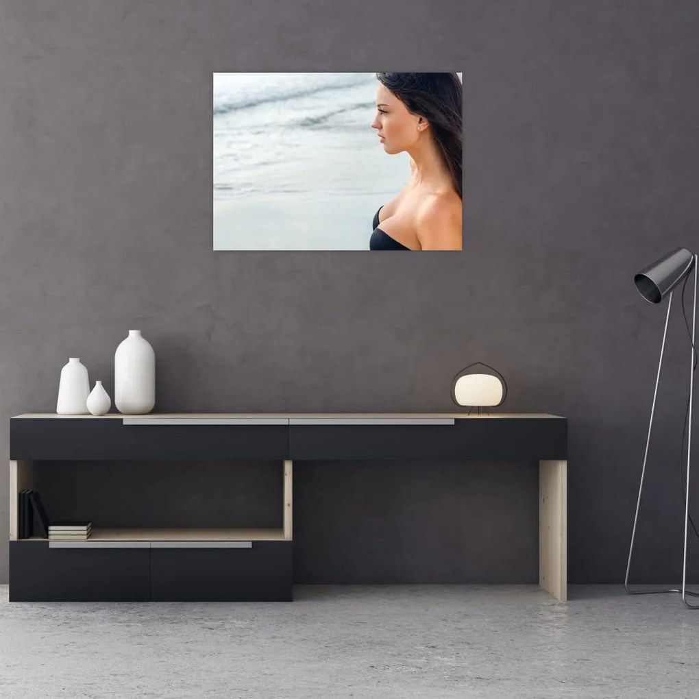 Obraz na szkle kobiety na plaży (70x50 cm)