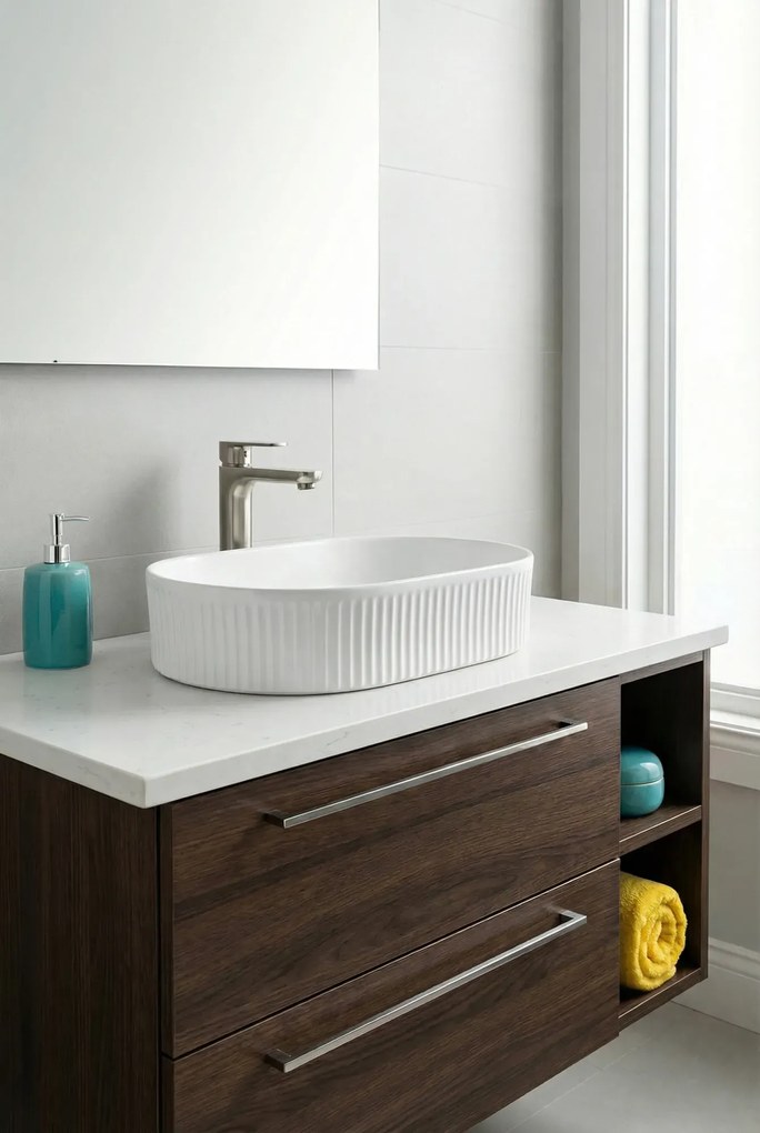 Biała owalna umywalka ceramiczna F1-B29