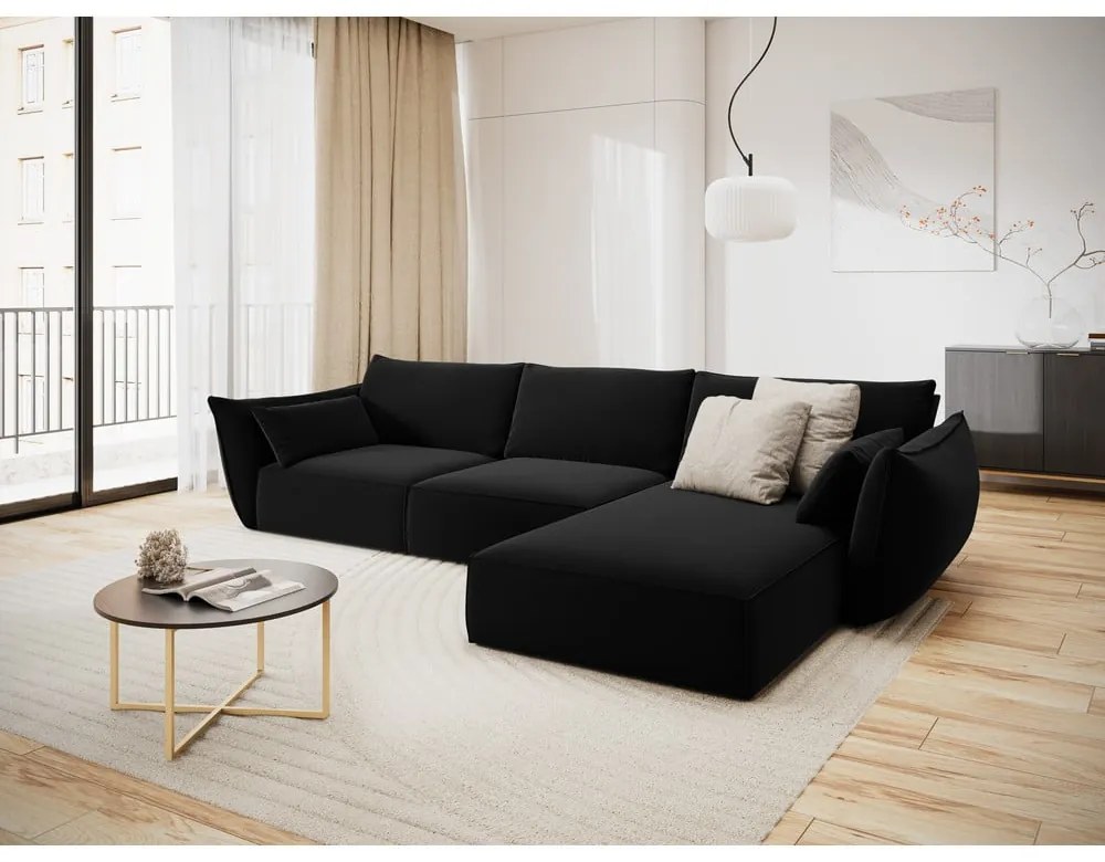 Czarny aksamitny narożnik (prawostronny/z szezlongiem) Vanda – Mazzini Sofas