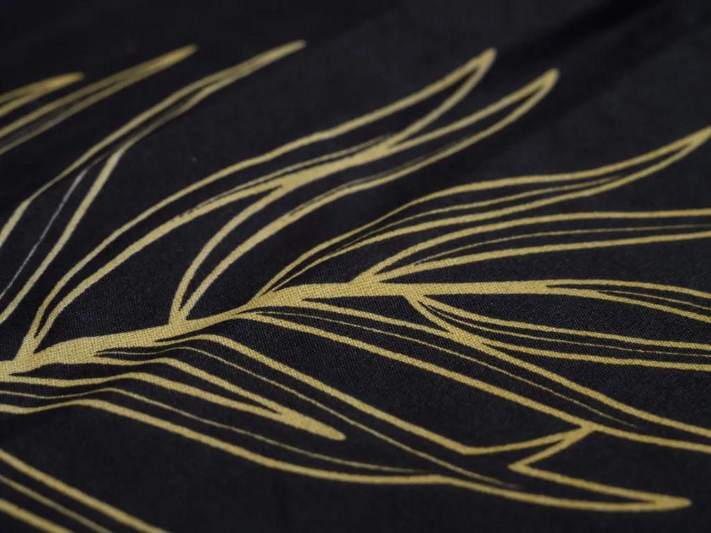 PrzytulneMieszkanie.pl PrzytulneMieszkanie.pl Pościel z mikrowłókna VISATA czarna Rozmiar pościeli: 70 x 80 cm | 140 x 200 cm