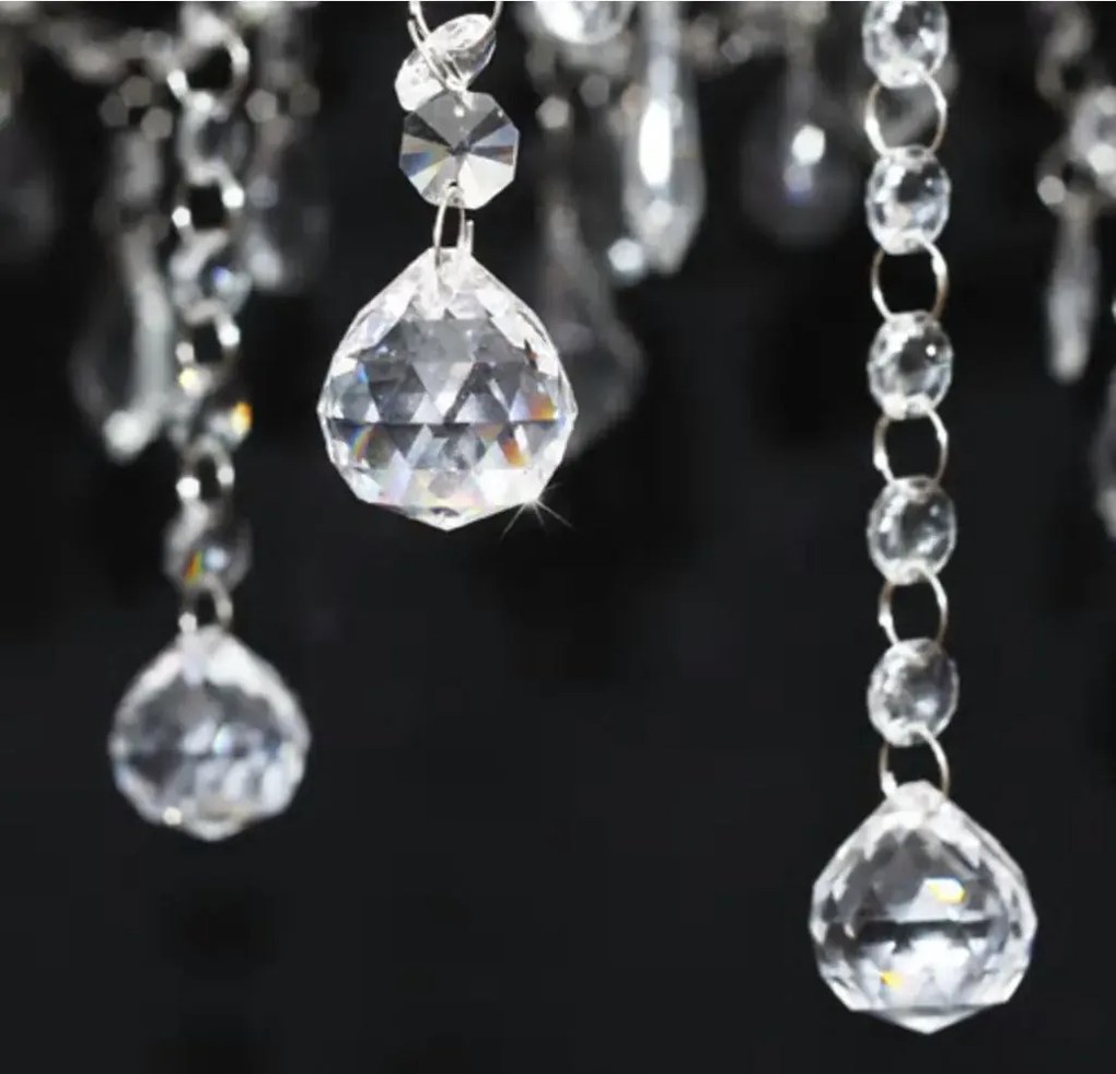 Żyrandol ze szklanymi kryształkami F6-C01