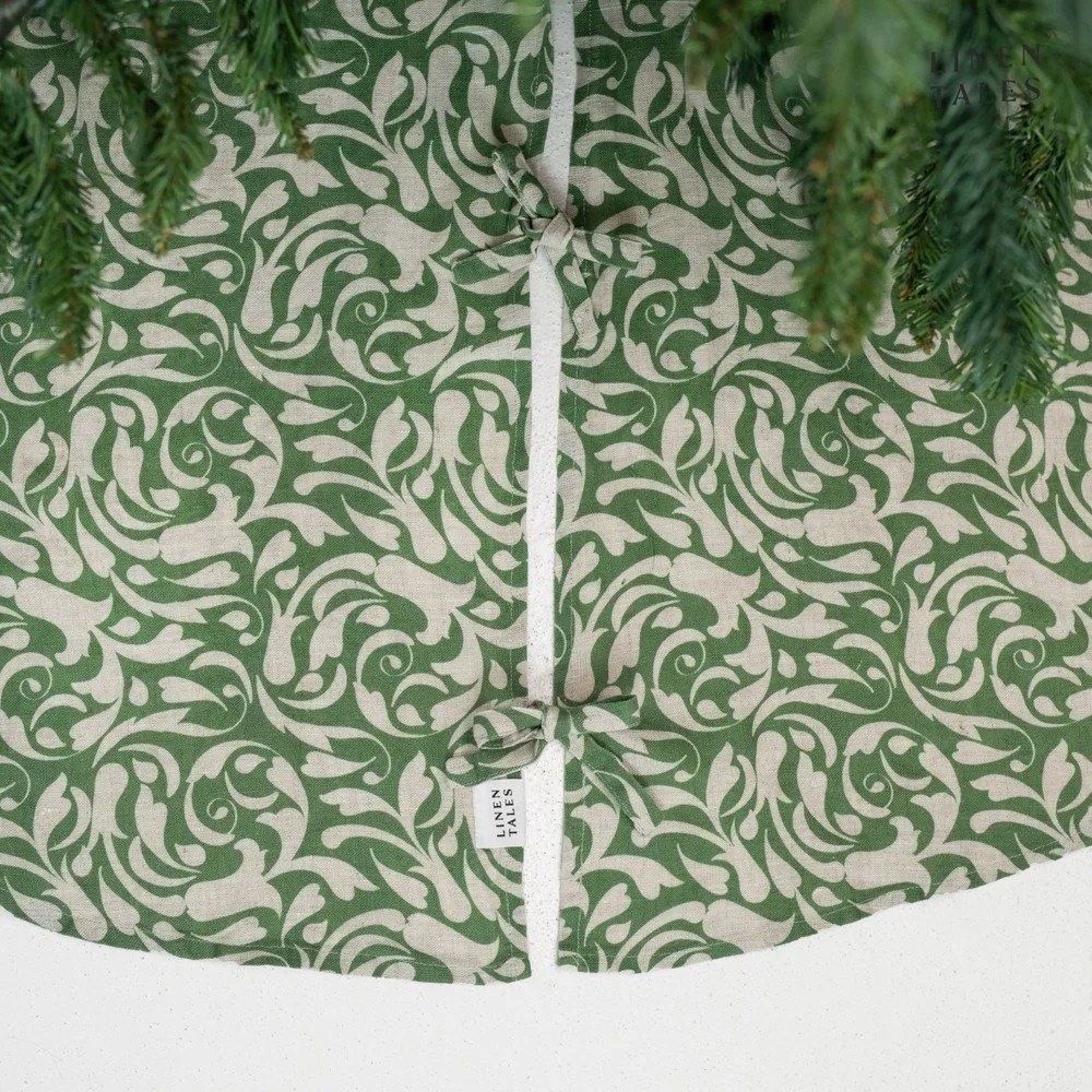 Zielony lniany okrągły dywan pod choinkę ø 125 cm Evergreen Damask – Linen Tales