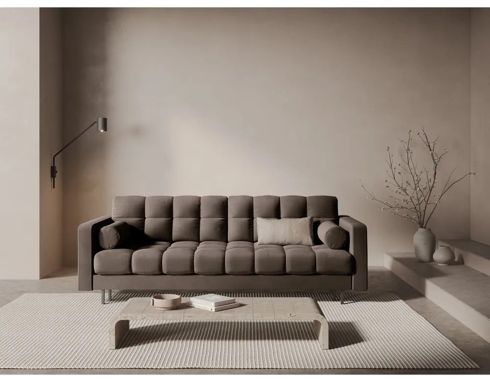 Brązowa aksamitna rozkładana sofa ze schowkiem 222 cm Bali – Cosmopolitan Design