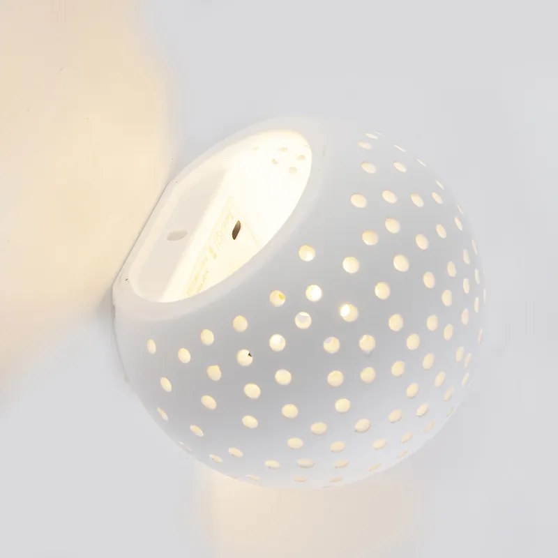 Vintage-inspirowana lampa ścienna z białego gipsu - Blur Retro Oswietlenie wewnetrzne