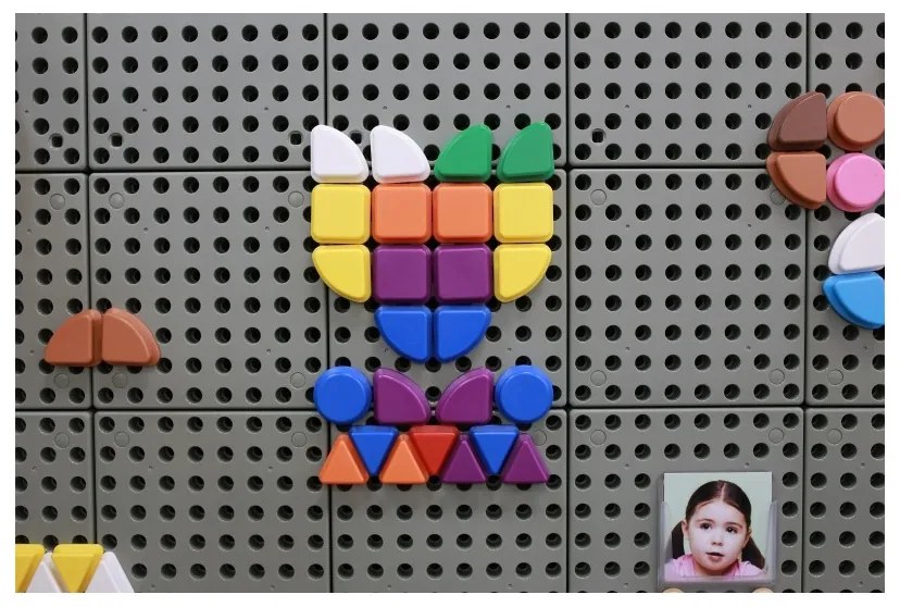 Masterkidz zestaw kołeczki w kształcie figur geometrycznych 64szt do tablic stem