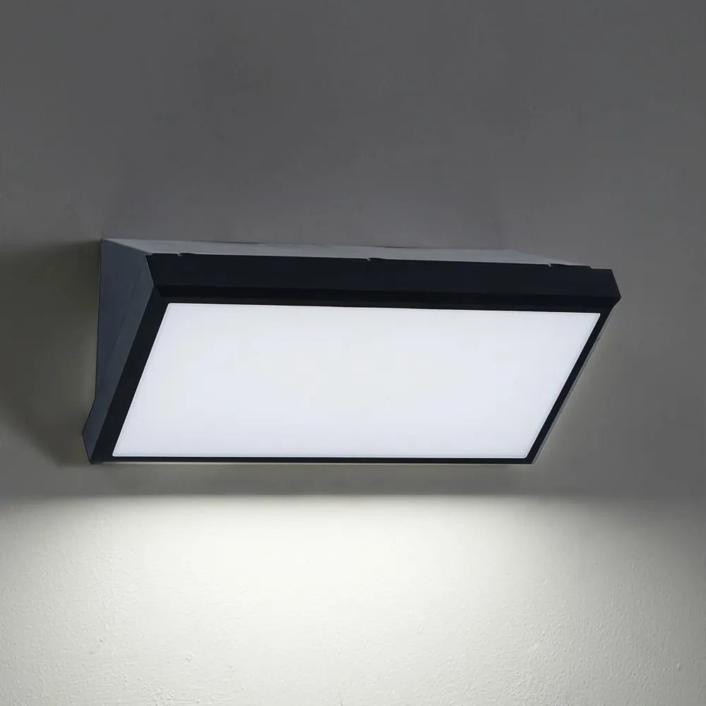 Brilagi - Kinkiet zewnętrzny LED RGBW TRIANGLE 1xE27/9W/230V czarny IP65