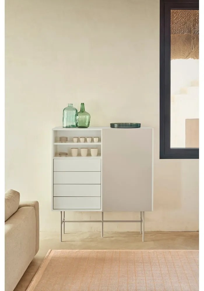Beżowo-kremowa wysoka komoda z drzwiami przesuwnymi 120x140 cm Nube – Teulat