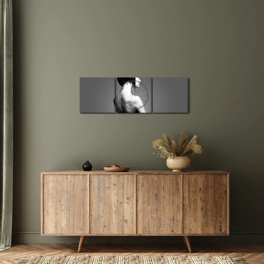 Obraz eleganckiej kobiety (z zegarem) (90x30 cm)