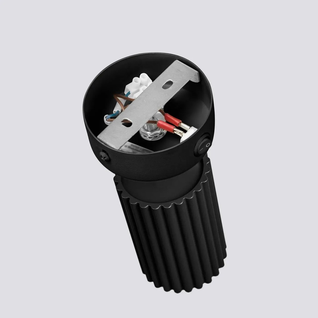 Kinkiet KARBON czarny ryflowany z włącznikiem SOLLUX  LIGHTING