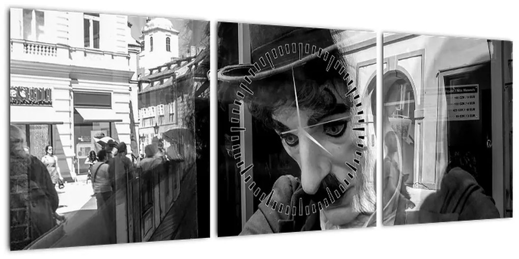 Obraz - Charles Chaplin w Pradze (z zegarem) (90x30 cm)