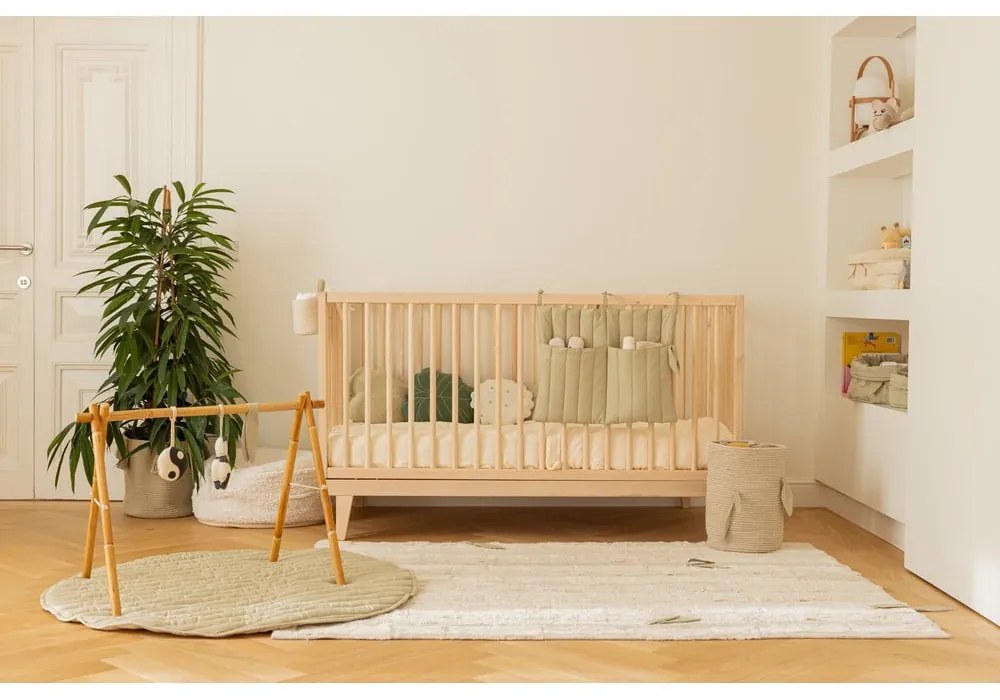 Organizer kieszonkowy na łóżeczko 40 cm Benjamin Olive – Lorena Canals
