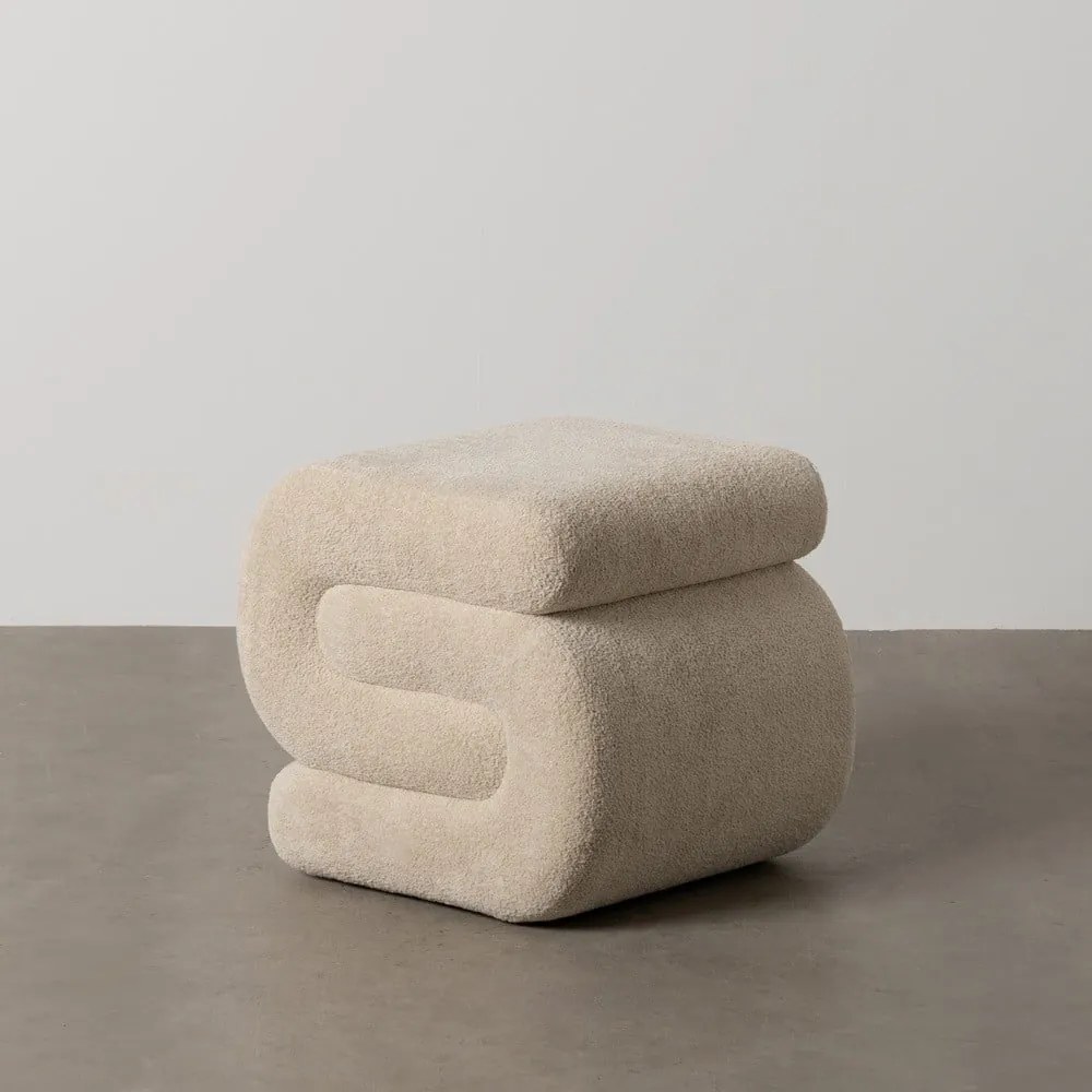 Beżowy puf z materiału bouclé – Ixia