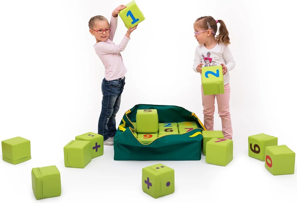 Zestaw małych kostek piankowych z cyferkami 4640317