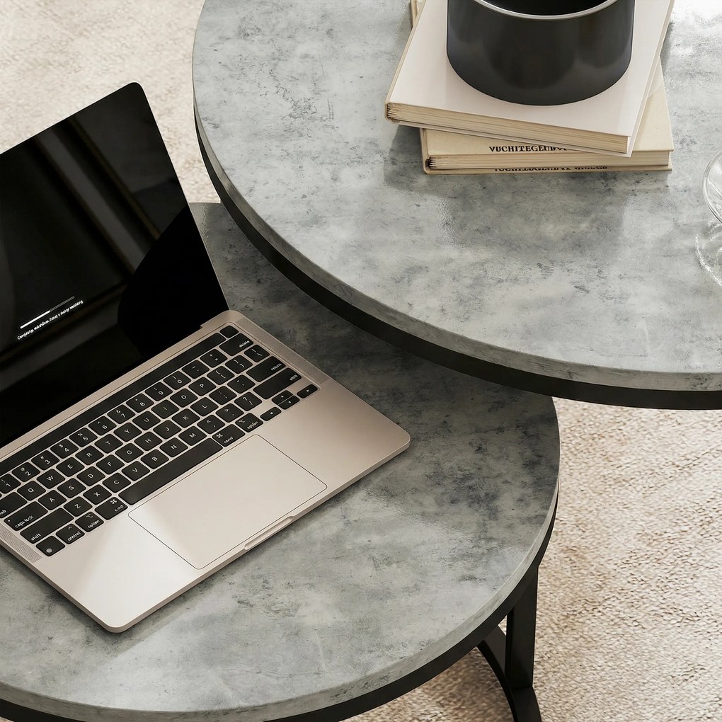 HOMCOM Nowoczesny zestaw stolików kawowych 2 szt., nakładane stoliki z metalowym stelażem do salonu, sypialni, biura, Szary | Aosom PL