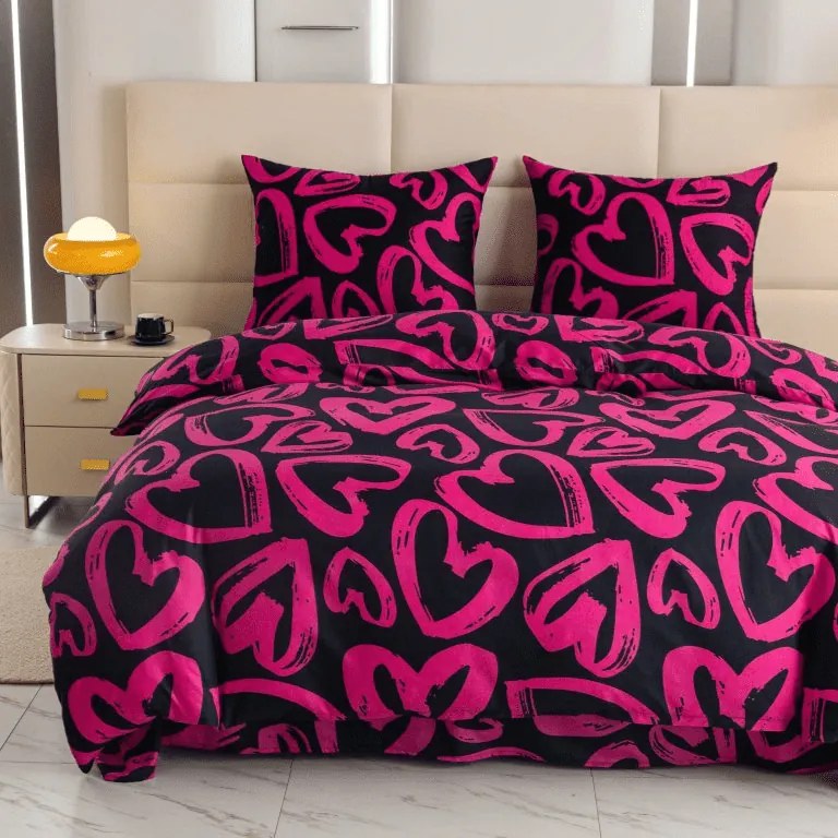 PrzytulneMieszkanie.pl PrzytulneMieszkanie.pl Pościel z mikrofibry AMORYS różowa Rozmiar pościeli: 2 szt 70 x 80 cm | 160 x 200 cm