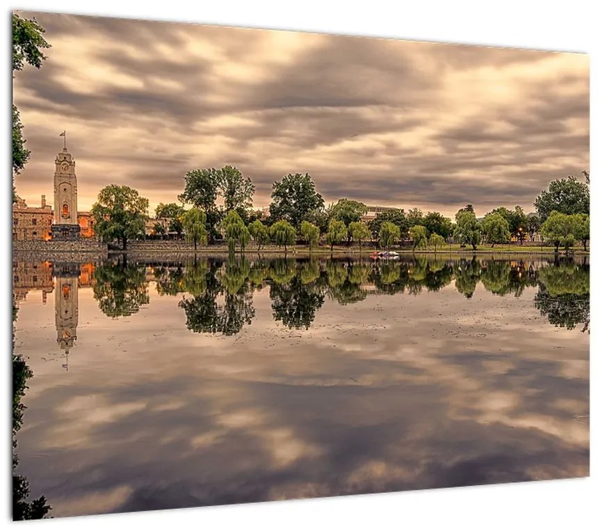 Obraz na szkle - jezioro i drzewa (70x50 cm)