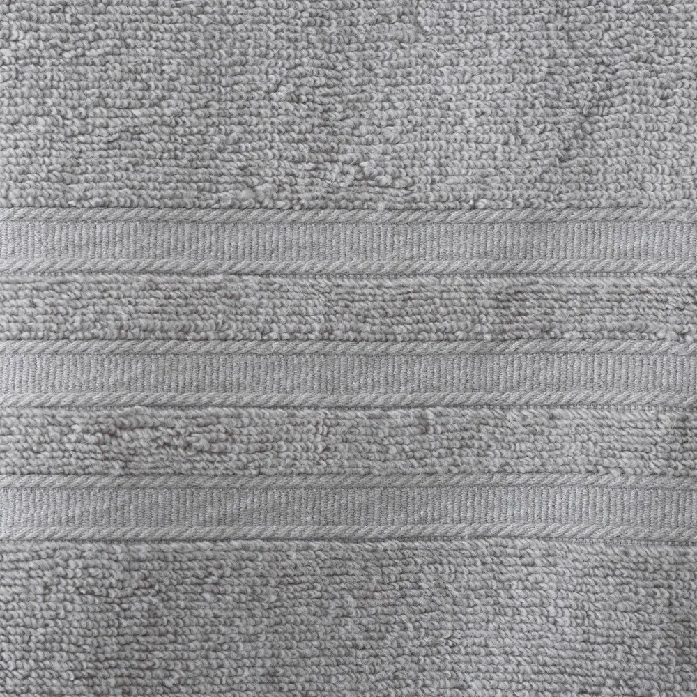 Jasnoszare bawełniane ręczniki kąpielowe frotte zestaw 2 szt. 90x140 cm Zero Twist – Catherine Lansfield
