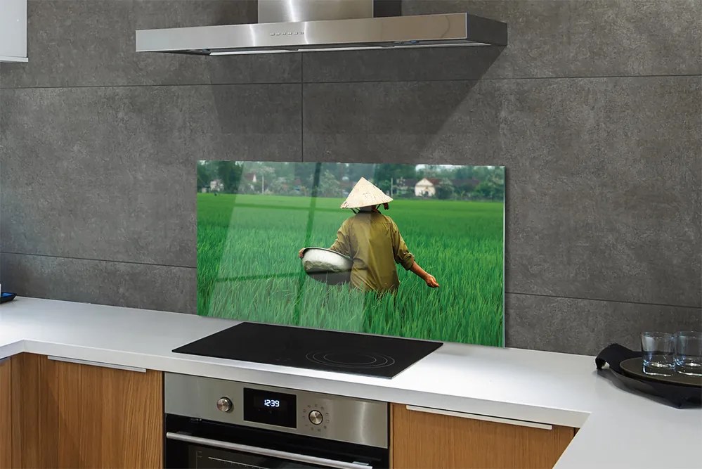 Szklany Panel Człowiek Odpoczywający na Trawie