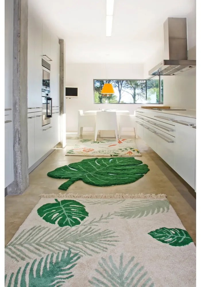 Ciemnozielony bawełniany dywan dziecięcy tkany ręcznie odpowiedni do prania 120x180 cm Monstera Leaf – Lorena Canals
