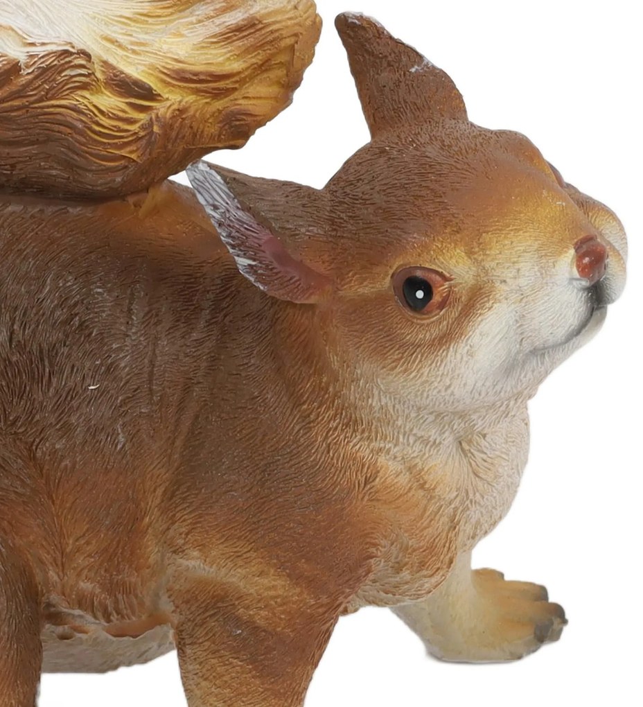 Ogrodowa figurka wiewiórka