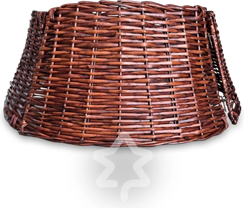 Brązowy kosz pod choinkę