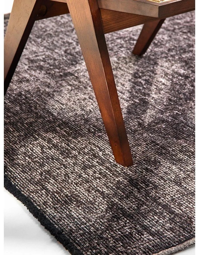 Brązowy dywan 160x230 cm Prisma – Elle Decoration