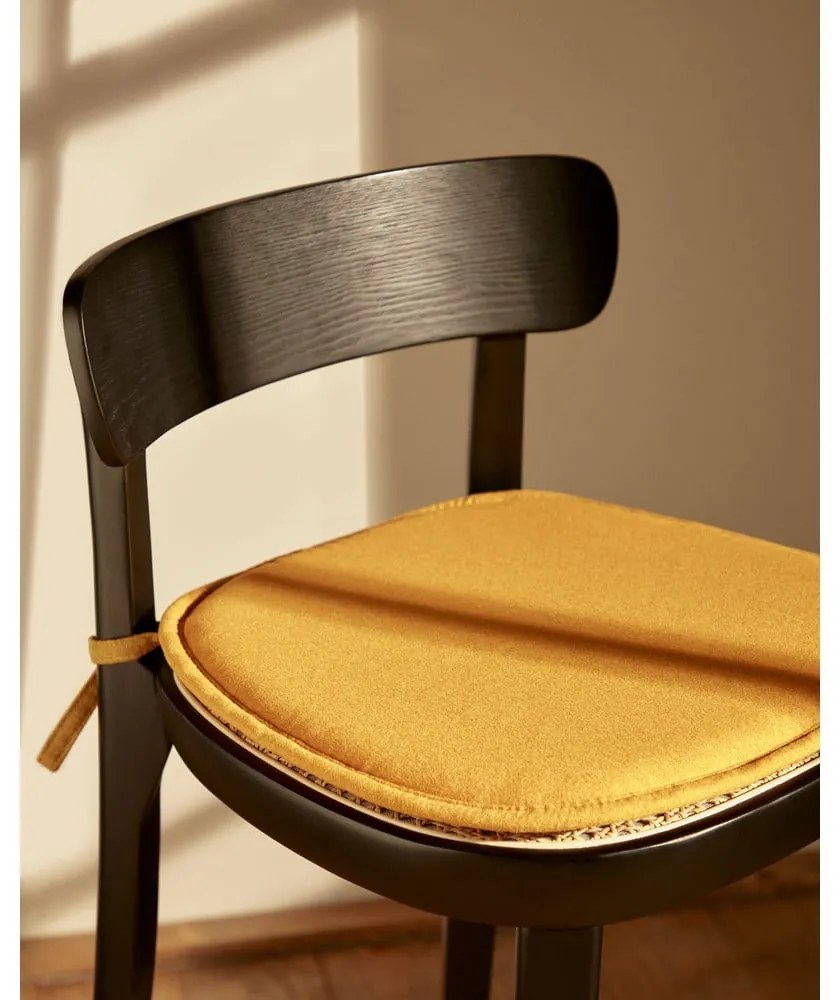 Poduszka na krzesło z mikrowłókna 43x43 cm Romane – Kave Home
