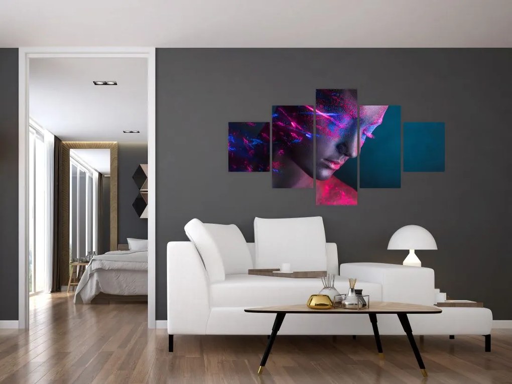Błyszczący obraz kobiety (125x70 cm)