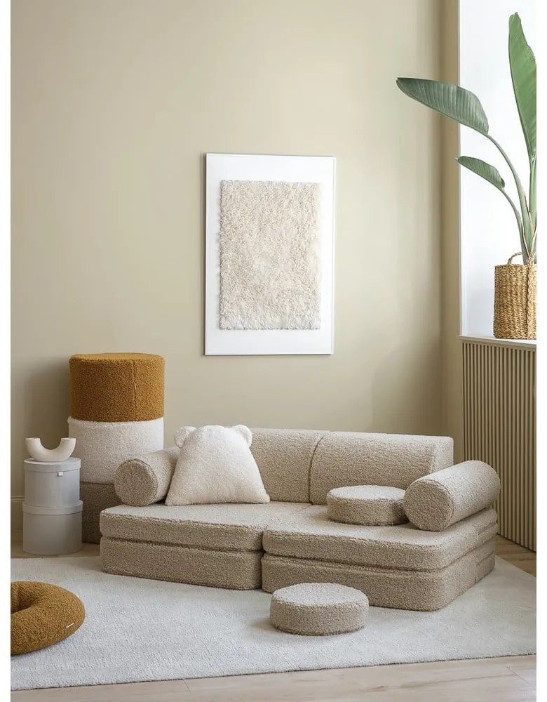 Jasnobrązowa sofa dla dzieci z materiału bouclé 132 cm Settee – Wigiwama