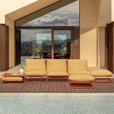 Zestaw Ogrodowy Z 3-częściową Modułową Sofą, Stolikiem Bocznym I 2 Pufami Rozkładanymi Amaro Miód Żółty - Chocolate & Blk Frame - Sklum