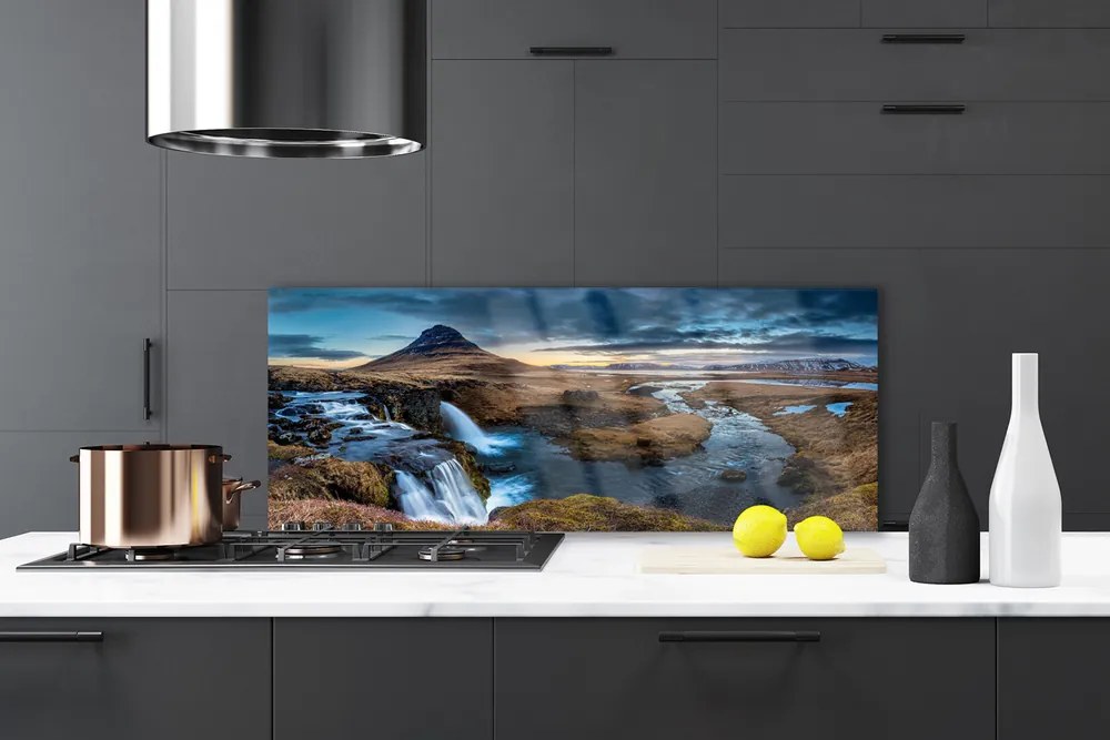 Szkło do Kuchni na Ścianę Potężny Nur Górskiego Wodospadu