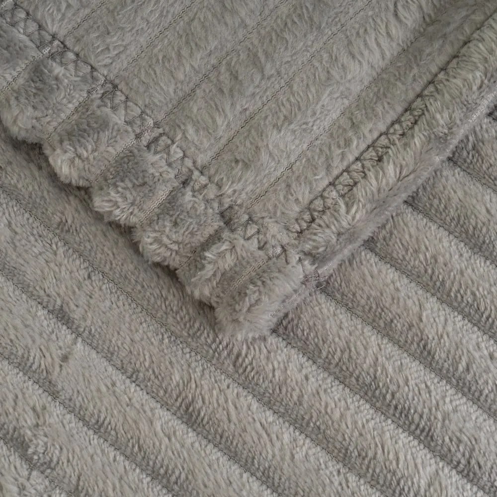 Szary koc z mikropluszu 130x160 cm Fur Velvet – Casa Selección