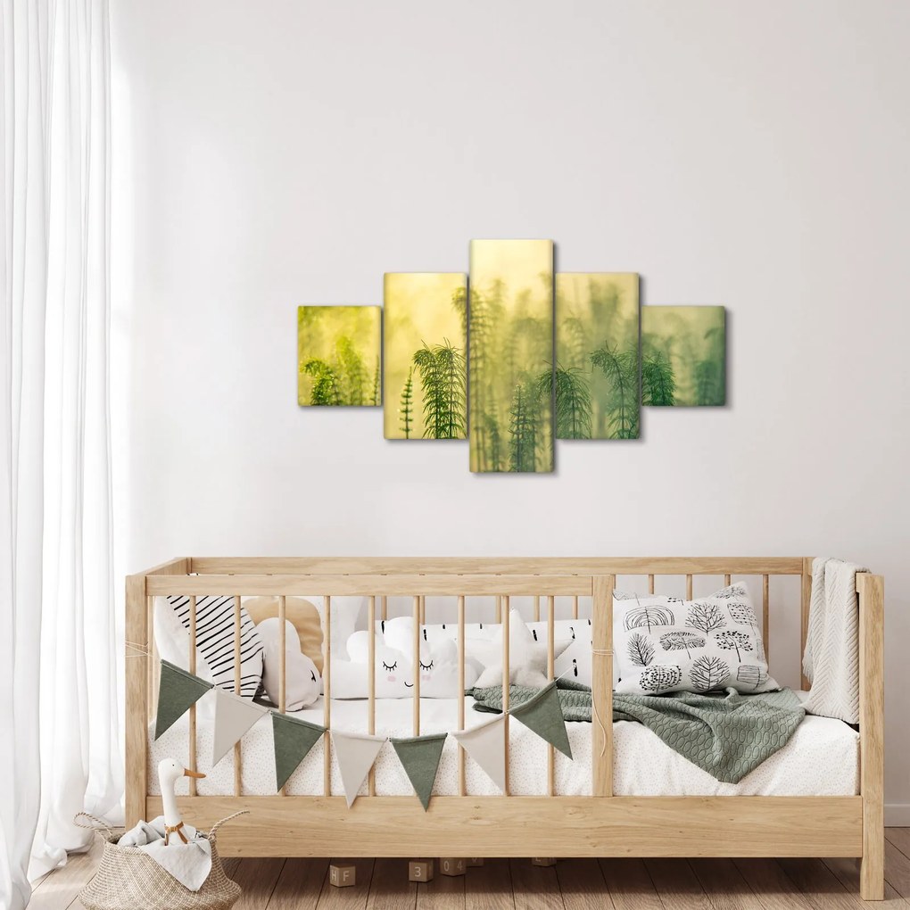 Obraz - Szczegół wiosennej mglistej przyrody (125x70 cm)