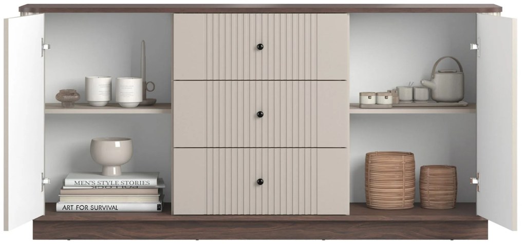 Komoda Vesper 160 cm z szufladami na cokole - kaszmir / orzech / czarne uchwyty