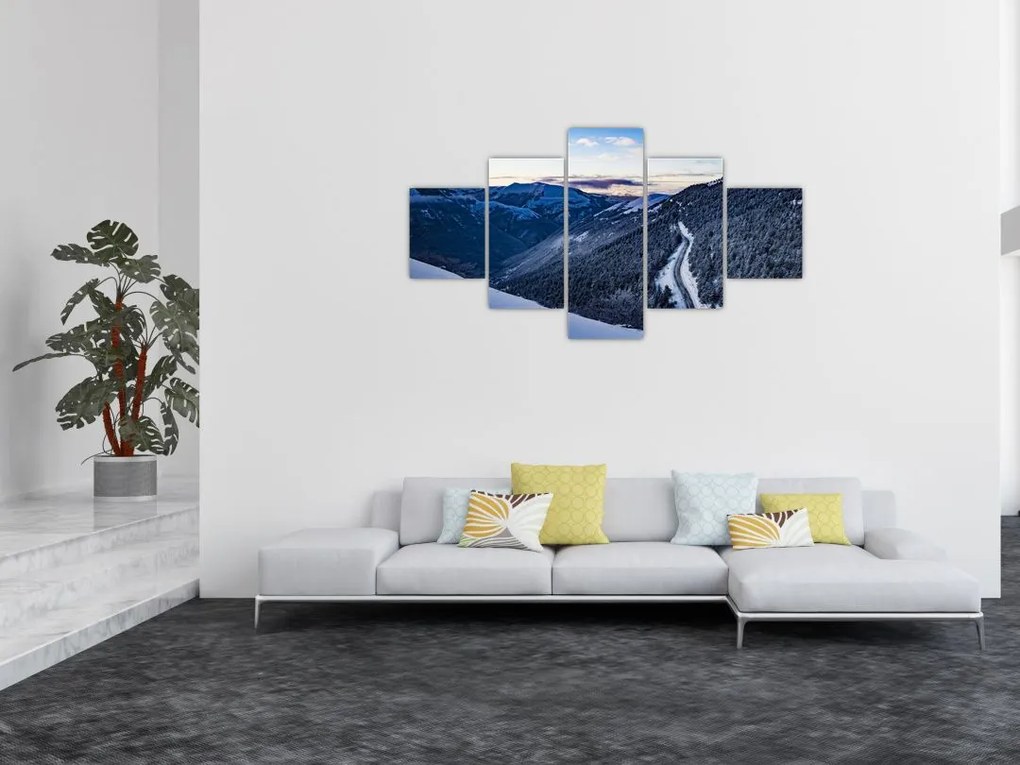 Obraz ośnieżonego stoku (125x70 cm)