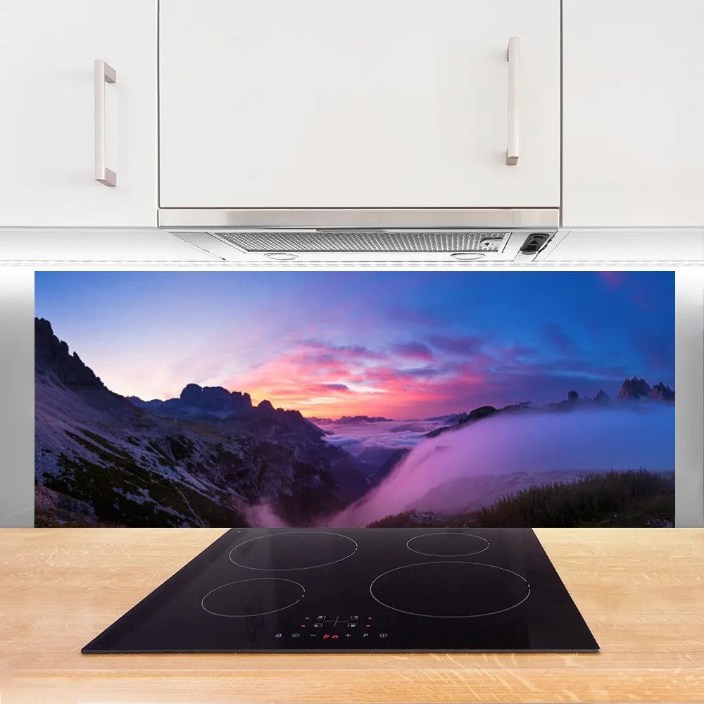 Panel Szklany do Kuchni Wschód Słońca w Zamglonych Szczytach