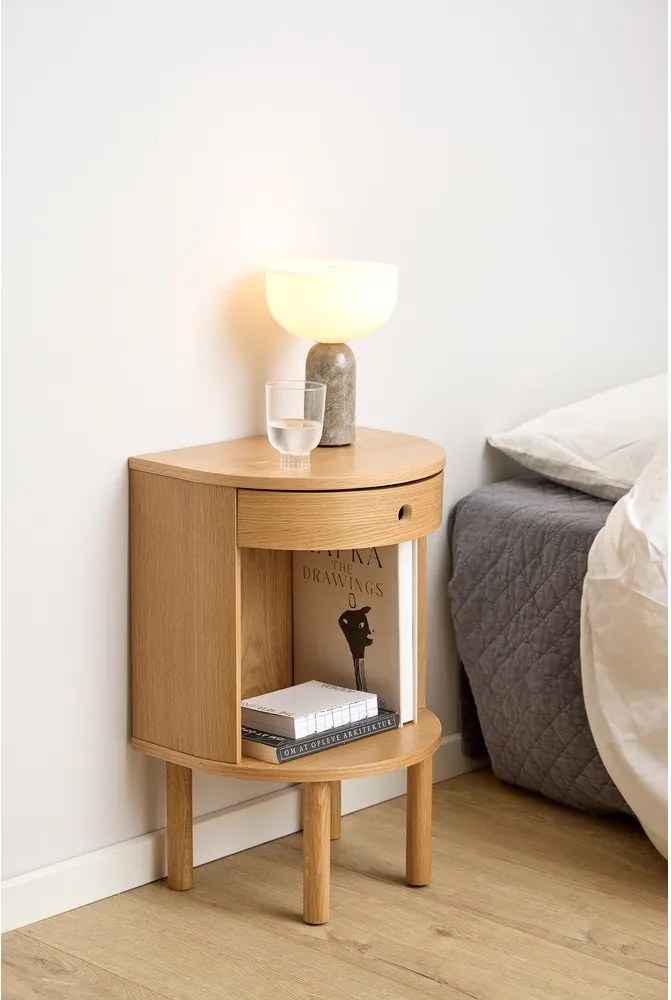 Szafka nocna w dekorze dębu w jasnym naturalnym kolorze Paron – Actona