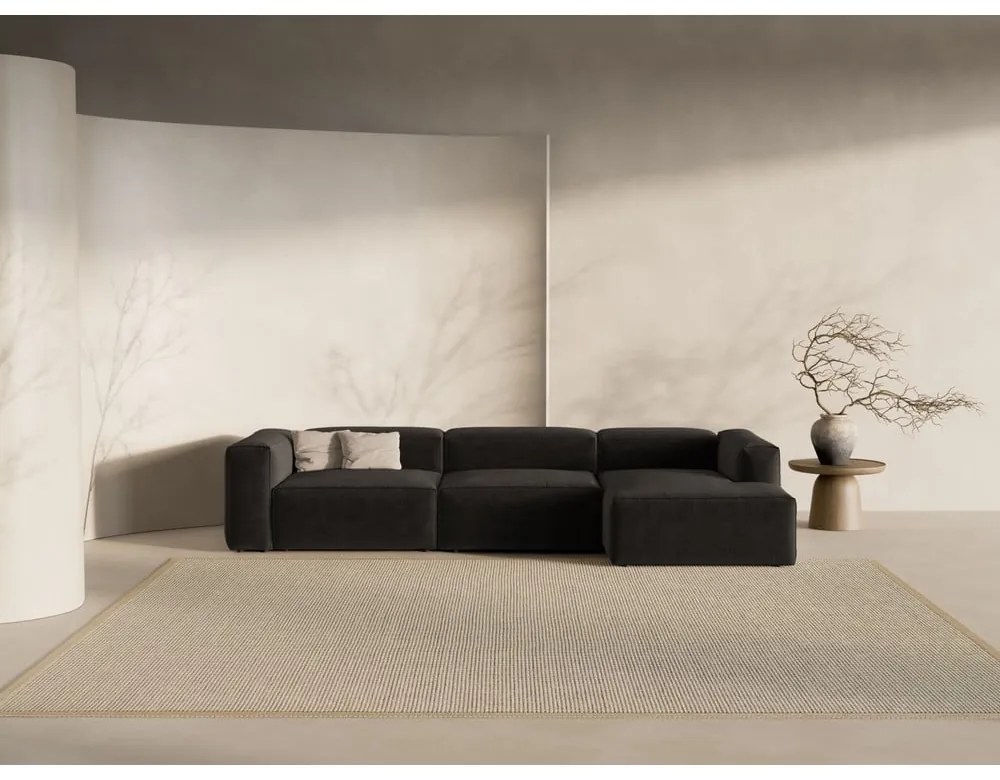 Czarny narożnik (prawostronny/z szezlongiem) Bergamo – Cosmopolitan Design