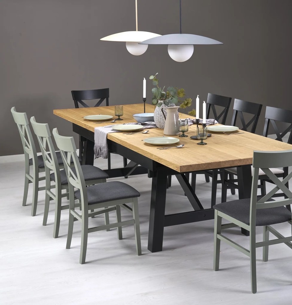 Rustykalny stół z dębowymi lamelami Fiesta Halmar