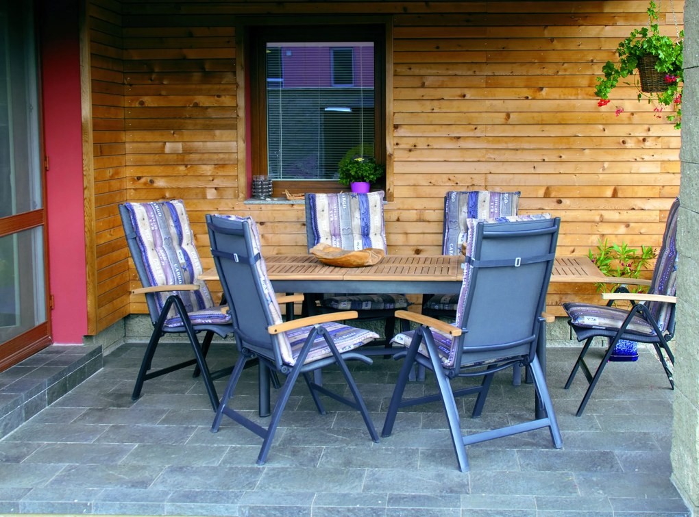 Doppler CONCEPT FSC - stół ogrodowy z blatem tekowym 150 x 90 x 75 cm